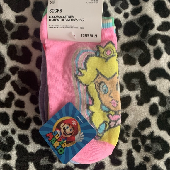 Forever 21 Accessories - Forever 21 Pastel Super Mario Socks